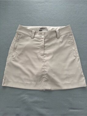 Nike Golf Dri Fit Light Beige Performance Golf Skorts Size 4